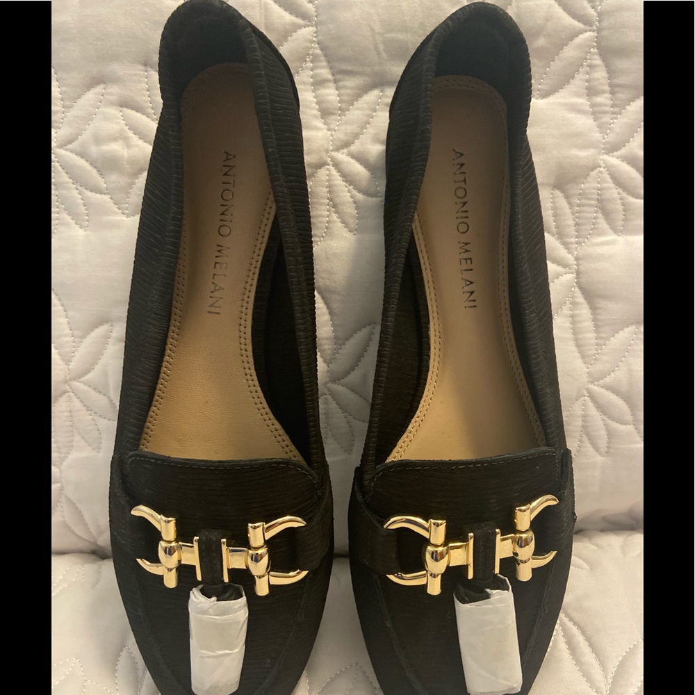 Antonio Melanie flats